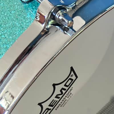 Gretsch New Classic Maple Snare 14×6.5 – Turquoise Glitter image 10