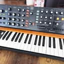Very Good - Behringer Poly D 4-Voice Polyphonic Synthesizer 2020 - Present - Black / Wood