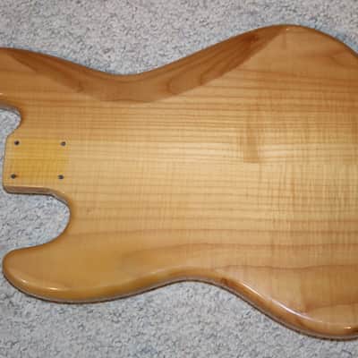 Beautiful Squier Vintage Modified Jazz Bass Body - Duncan Designed Pickups - No Tariffs image 5