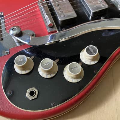 60‘s Hofner 173 electric guitar with red vinyl cover image 10