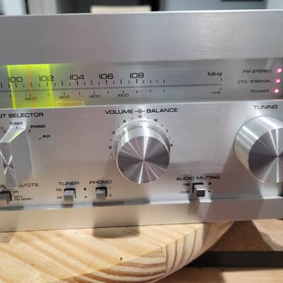 Yamaha CR-820 Stereo Receiver RECAPPED AND SERVICED! With voltage selector image 2