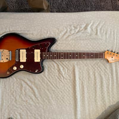 Fender 1962 American Vintage Reissue Jazzmaster 2010 - 3 Color Sunburst image 2