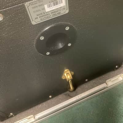Marshall 1912 1x12 Speaker Cab (w/ Road Case) image 4