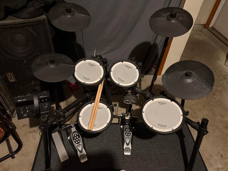 Roland TD-07DMK V-Drum Kit with Mesh Pads 2021 - Black FREE SHIPPING image 1