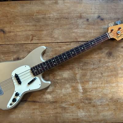Fender Musicmaster Bass 1972 - 1981 | Reverb