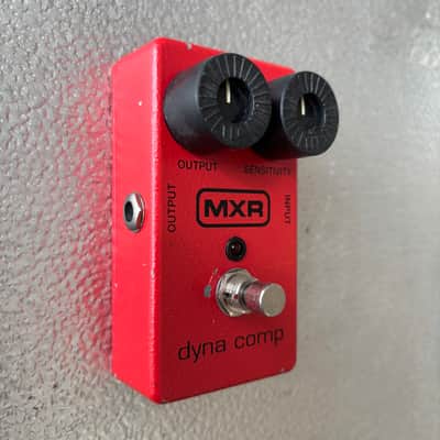 MXR M102 Dyna Comp 1995 - Present - Red image 4