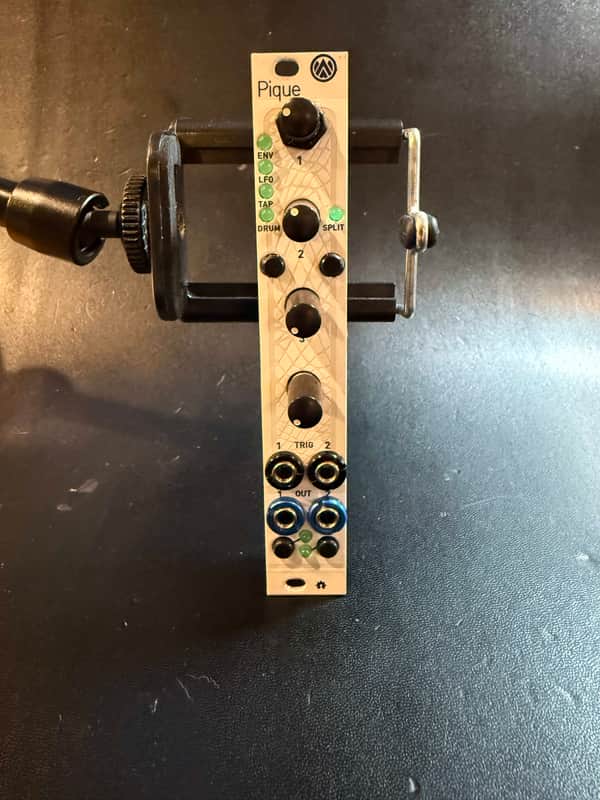 Momo Modular Pique (MI Peaks clone) - White image 1