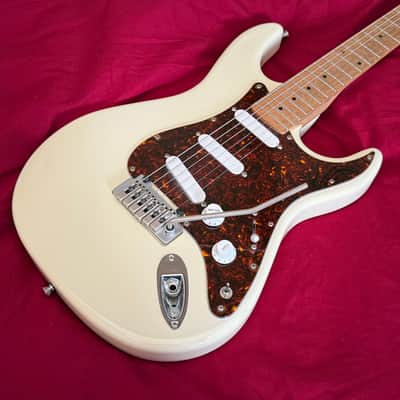 Carvin Bolt SSS (Kiesel Delos) - Custom Shop Strat Killer - Made