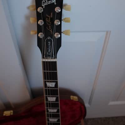 Gibson Les Paul Deluxe 2024 - Goldtop - Excellent image 11