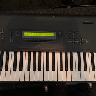 Korg M1 61-Key Synth Music Workstation 1990s - Black image 4