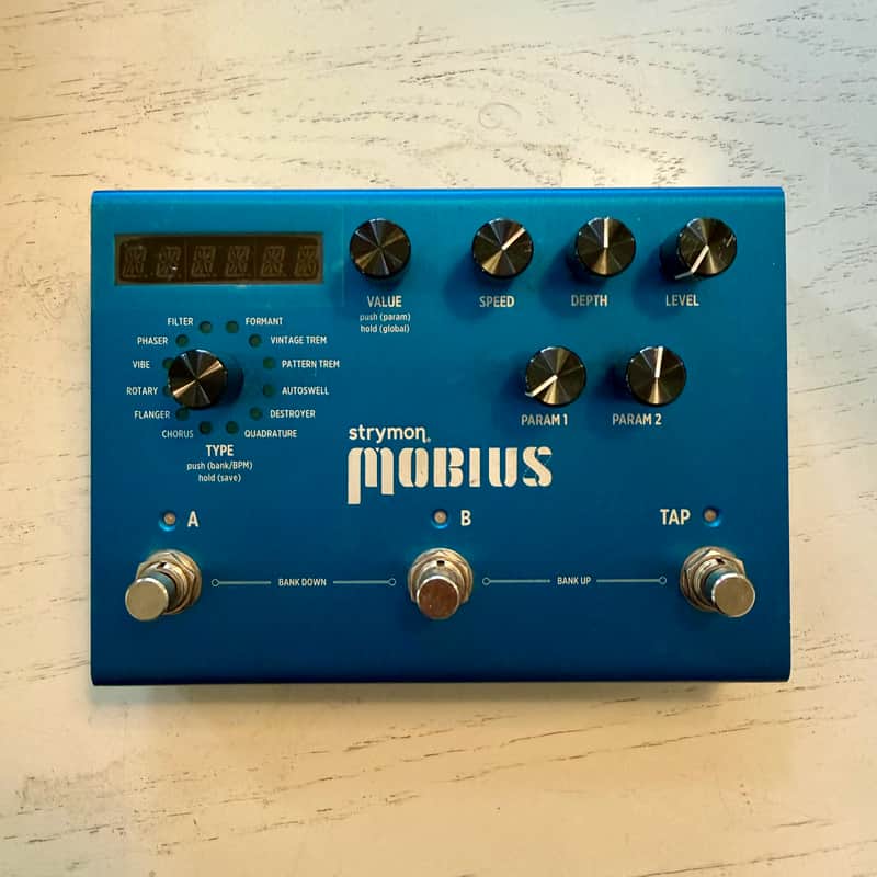 Strymon Mobius