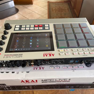 Akai MPC Live II Standalone Sampler / Sequencer Retro Edition 2020 - Present - Grey - OPEN BOX image 9