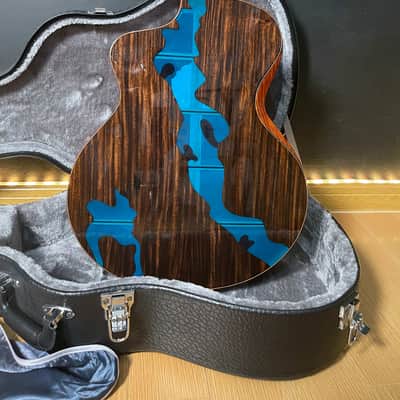 Merida Sadhu cutaway solid Spruce/ rosewood Acoustic guitar with hardcase image 4