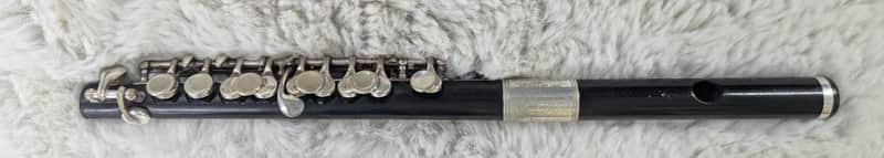 1991 Gemeinhardt Piccolo in the case in good condition ( 4P model? ) image 1