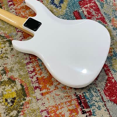 1989 Peavey Fury 4-String Bass - Made in USA P-Bass Style in Artic White with Hardshell Case image 13