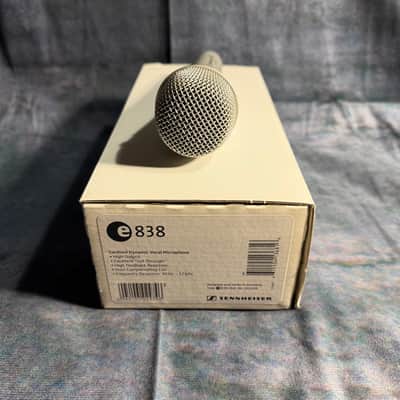Sennheiser E838 - Silver image 3