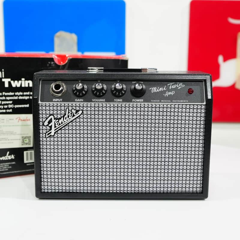 Fender Mini ‘57 Twin-Amp – 1W Battery-Powered Mini Combo, 2x2" Speakers, Headphone Out image 1