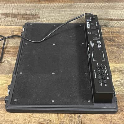 SKB PS-45 stereo pedal board power conditioner with case image 5