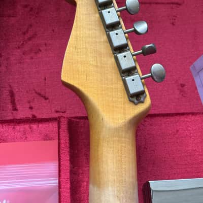 2025 Fender Stratocaster 1964 LTD Fall Event Flamed Neck Gold over Gold Sparkle Heavy Relic image 14