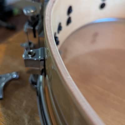 Pearl Signature Series 10-LUG Die Cast Hoops -John Jr Robinson 4x14" Maple Snare Drum image 6