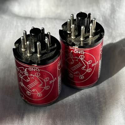 Pair of Vintage Peerless 15095 Line Transformers (600Ω:150Ω) – Red Can image 3