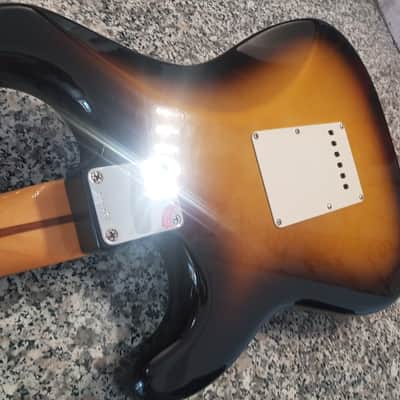 Fender Custom Shop '56 Stratocaster2005 great 2 tone sunburst nitro maple fingerboard image 7