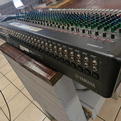 Yamaha MGP32X 32 Channel Analog Mixing Console 2017 - Present - Black image 3