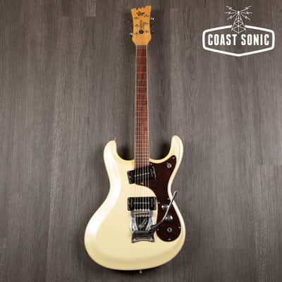 1993 Mosrite USA V-65 The Ventures Model '65 Reissue w/ Vibramute, original Tags & case image 2