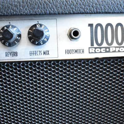 Fender Roc Pro 1000 2-Channel 100-Watt 1x12" Hybrid Guitar Combo Amp image 4