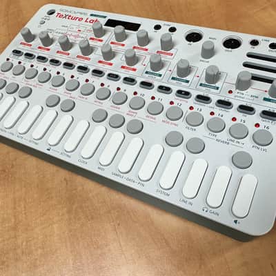 Sonicware Liven Texture Lab 27-Key Sampling Groovebox 2023 - Present - Silver image 2