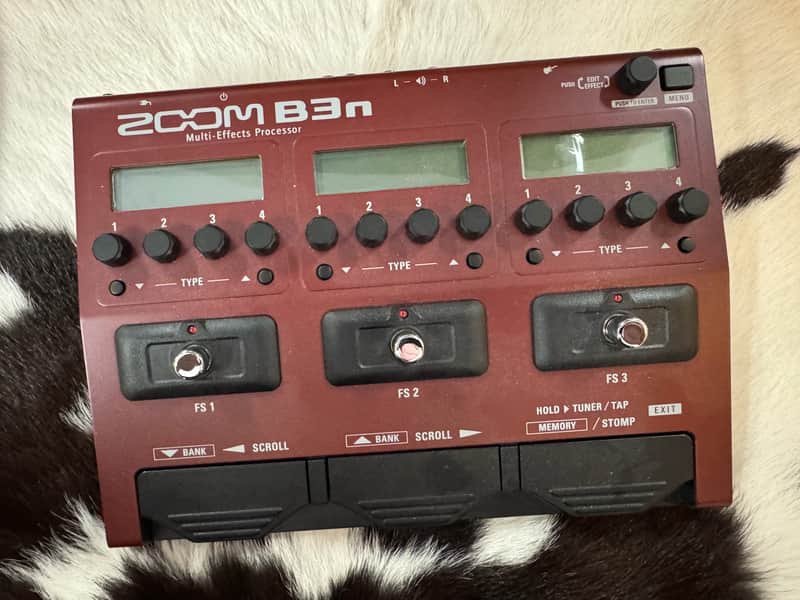 Zoom B3