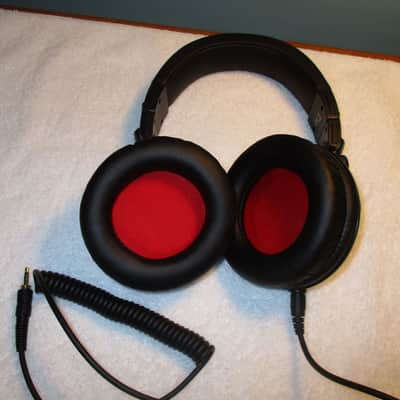 Akai Professional Project 50X Over-Ear Studio Monitor Headphones image 3