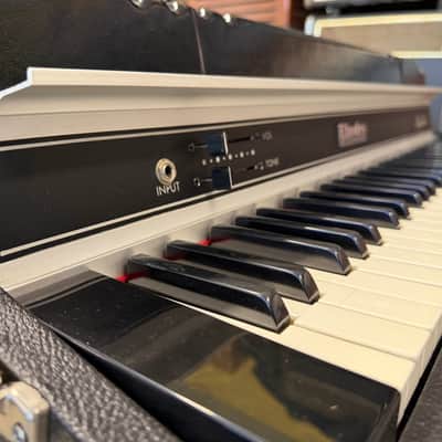 Rhodes Mk II 54 image 3
