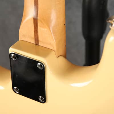 Squier Stratocaster - Made in Korea - White - 2nd Hand image 9