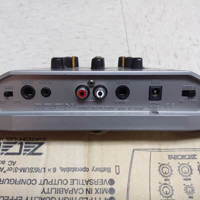 ZOOM GM-200 Guitar Amp Modeler image 2