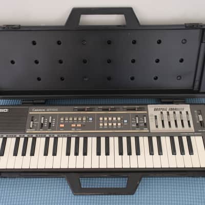 Vintage 1980s Casio Casiotone MT-100 Electric Keyboard Synthesizer Organ & Many Sounds