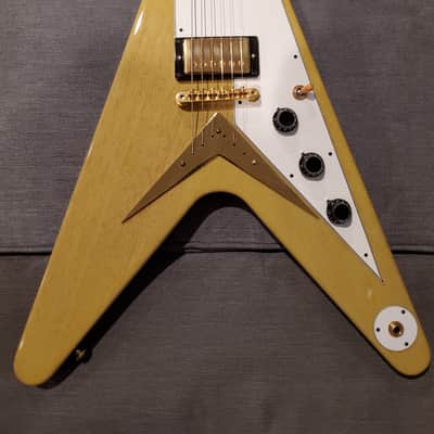 Gibson Custom Shop Flying V 59 Reissue T.V. Yellow W/ OHSC & COA image 7