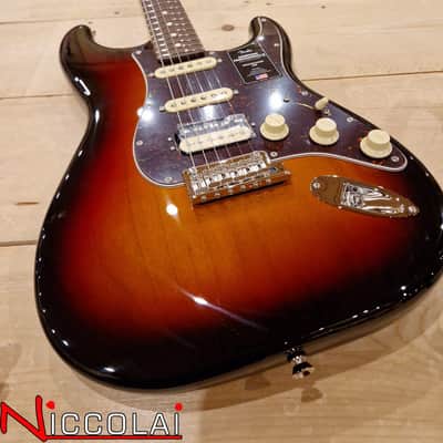 Fender American Professional II Stratocaster HSS, Rosewood Fingerboard, 3-Color Sunburst image 3
