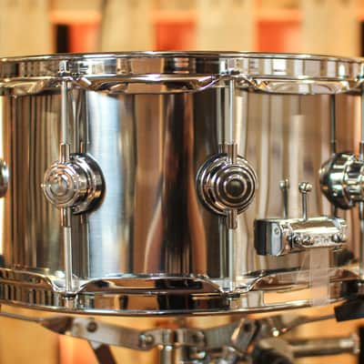 DW 6.5x14 Collector's 1mm Stainless Steel Snare Drum - DRVL6514SPC image 3