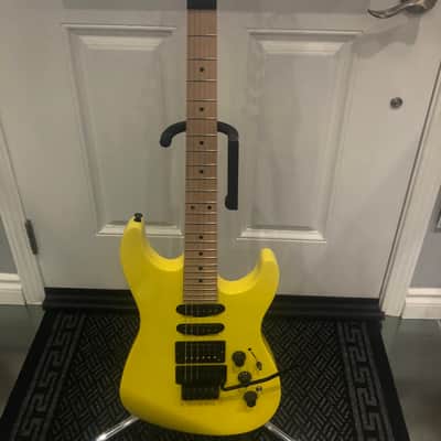 Fender MIJ Stratocaster 2019 - Yellow image 6