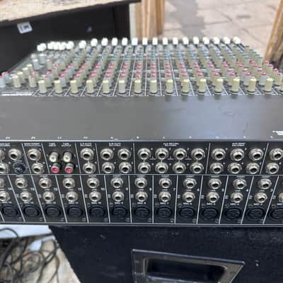 Mackie CR1604-VLZ 16 Channel 4 Bus Mixing Console - tested & working (2221) image 9