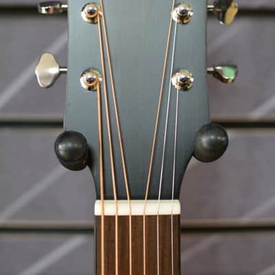 Guild Westerly OM-240E Orchestral Model Natural Electro Acoustic Guitar image 4