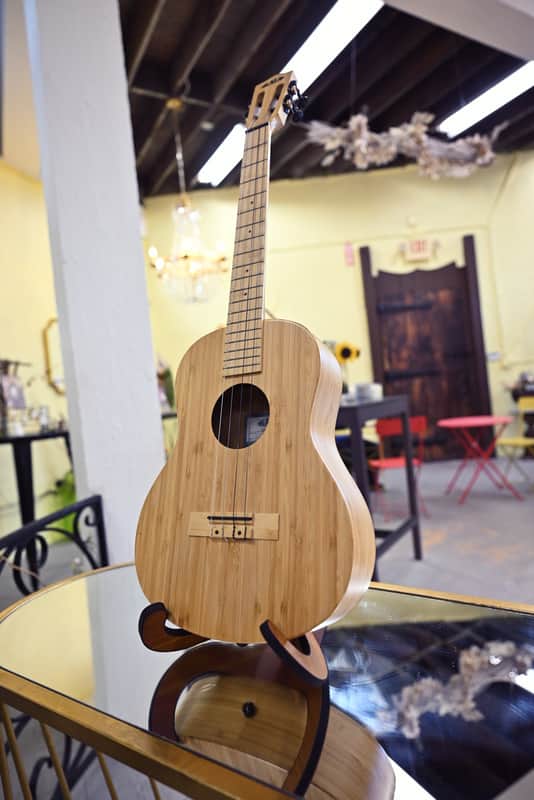 Kala Bamboo Baritone Ukulele - Natural image 1