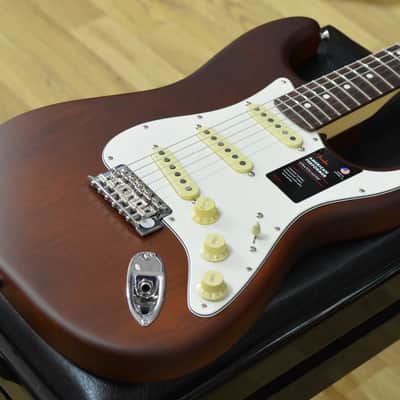 Fender Limited Edition American Performer Stratocaster Electric Guitar, Satin Mocha Burst image 3
