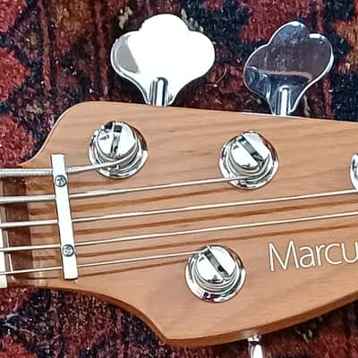 Sire Marcus Miller Z7 - 5 string - Natural image 3