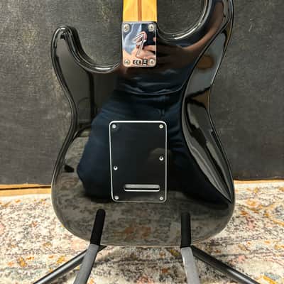 Fender LTD PLYR STRAT MN BLK 2021 - Black image 4
