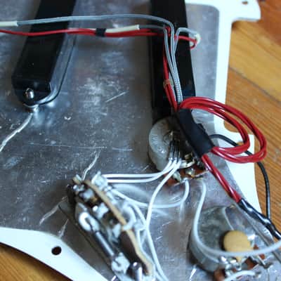 EMG Loaded Strat Pickguard - 1985 Pearloid image 3