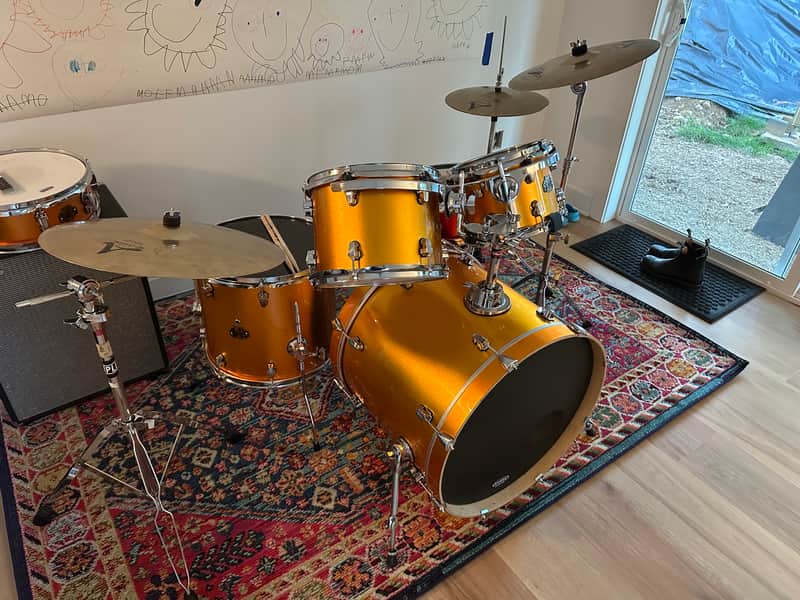 Ludwig Element Evolution 8x10 / 9x12 / 16x16 / 16x22 / 5x14" Drum Set