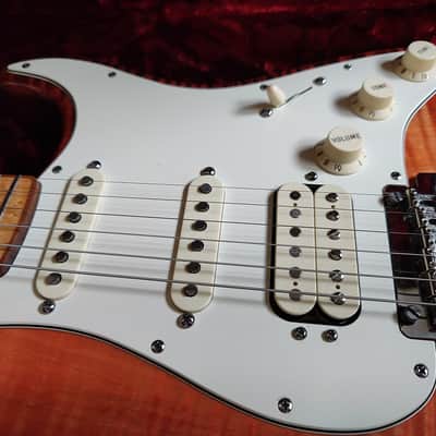 Fender American Select Stratocaster HSS Exotic Flame 2014 - Bing Cherry Burst image 4