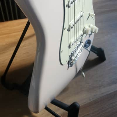 Fender MIJ Hybrid II Stratocaster (US Blonde) image 3